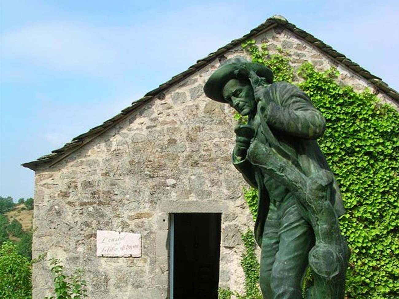 Statue Jean-Henri Fabre
